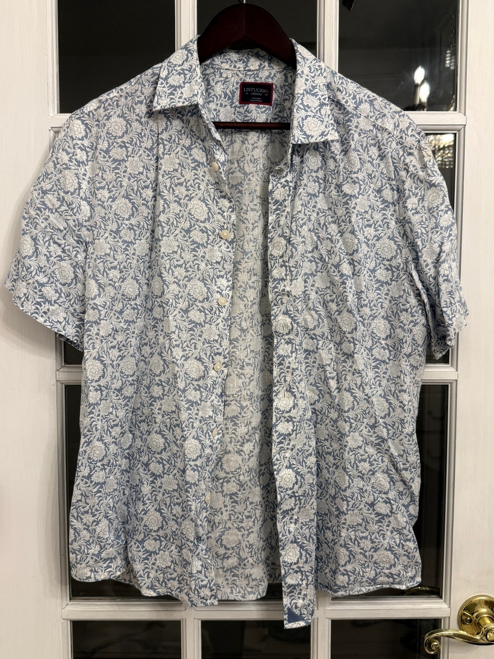 UNTUCKit Men's Light Blue Floral Linen Short Sleeve Button Down Shirt Size M